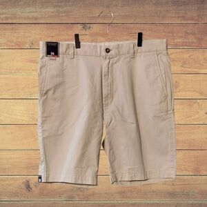 NWT Roundtree & Yorke Classic Men's Beige Flat Front Shorts ~sz 36